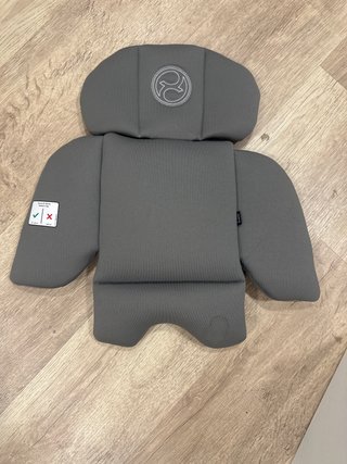 Reductor silla coche Cybex Sirona recién nacido