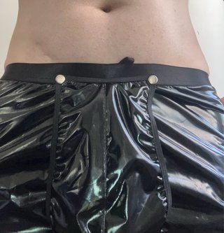 Pantalones cortos imitación cuero