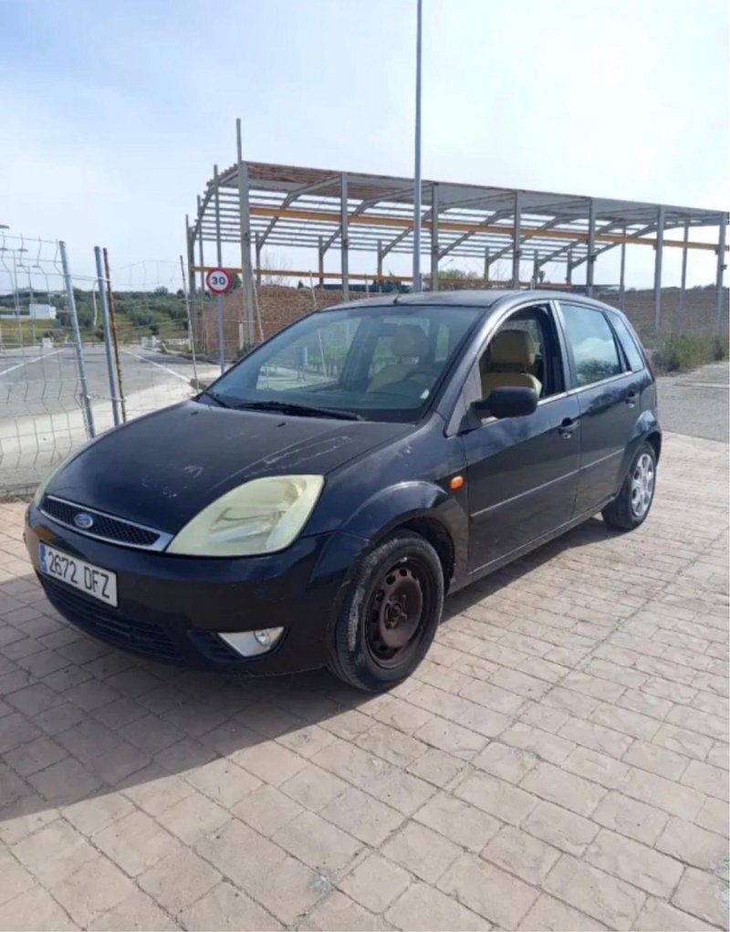 Ford Fiesta 2005 - foto 1