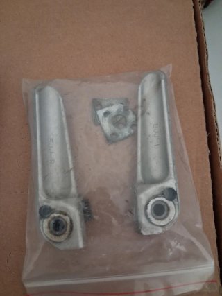 Posapiés Estriberas Yamaha R1 Delanteras y Trasera