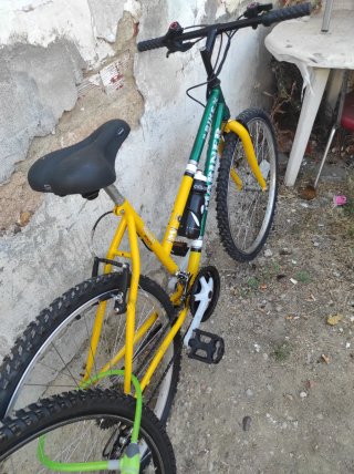 Bicicleta en muy buen estado