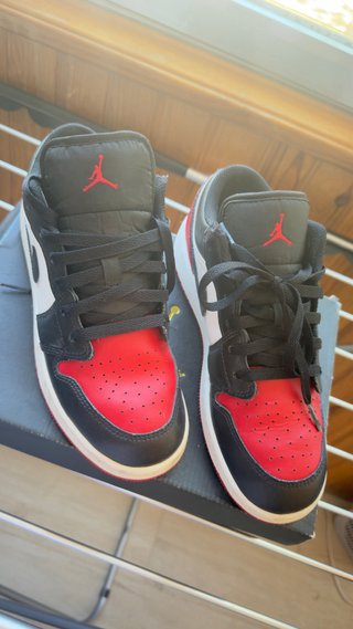ZAPATILLAS JORDAN, NIKE Y UNDER ARMOUR PARA NIÑO.