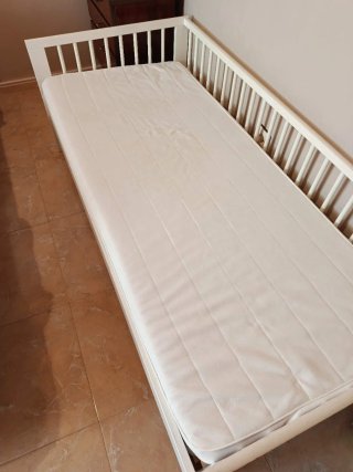 Cuna IKEA blanca+colchón con funda desmontable