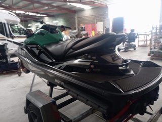 Moto de Agua Kawasaki Ultra 260X Negra/Verde