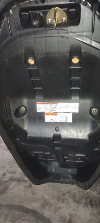 Asiento Suzuki Burgman 125 (2006)