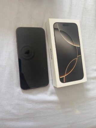 iPhone 16 Pro Max Gris/Plata