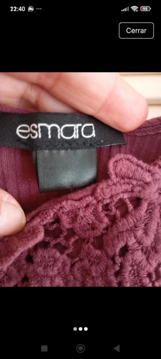 Camiseta tirantes morada con encaje