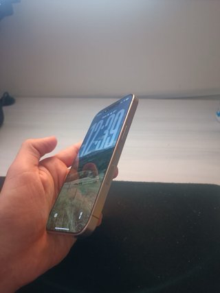 iPhone 16 Pro