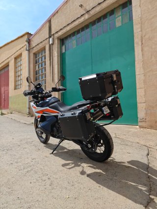 KTM 890 Adventure R(2023)-Full Preparación/Extras