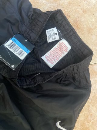 Pantalón Nike Negro Talla  10-12 años