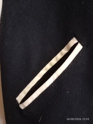 Chaqueta Zara estilo Varsity