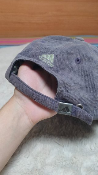 Gorra Adidas Vintage Beige y Gris