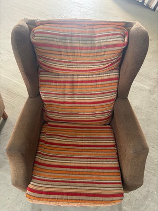 Conjunto 2 sillones tapizados precio de los dos