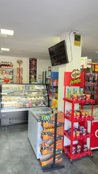 Traspaso Tienda de Alimentación Autoservicio.