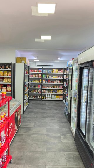 Traspaso Tienda de Alimentación Autoservicio.