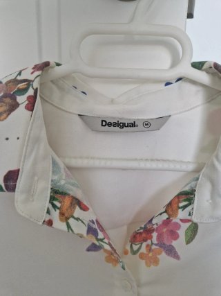Camisa Desigual floral blanca
