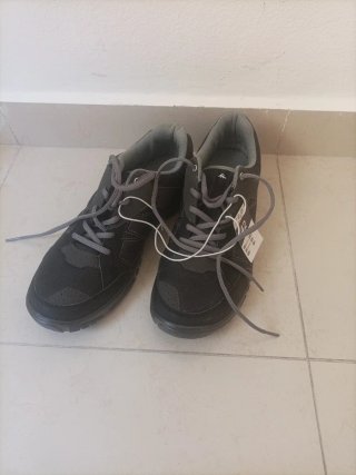 Zapatos de montaña talla 42