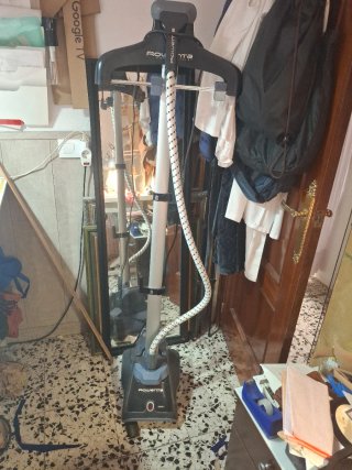 Plancha Vertical Rowenta