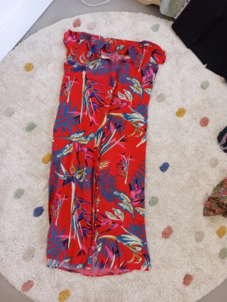 Vestido camisero rojo estampado floral