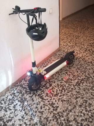 Patinete Eléctrico Joyor Blanco