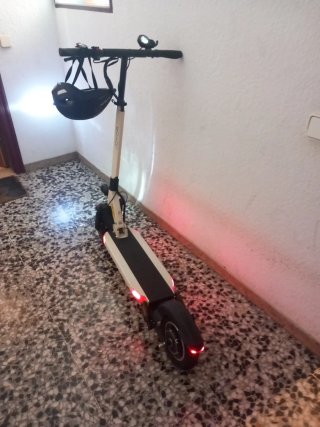 Patinete Eléctrico Joyor Blanco