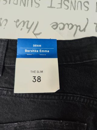 Vaqueros Bershka Talla 38