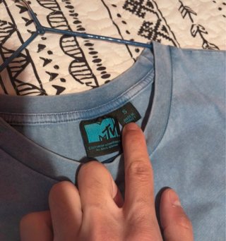 Camiseta oficial MTV Music Television