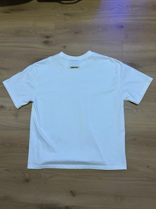 Camiseta Essentials Blanca oversize