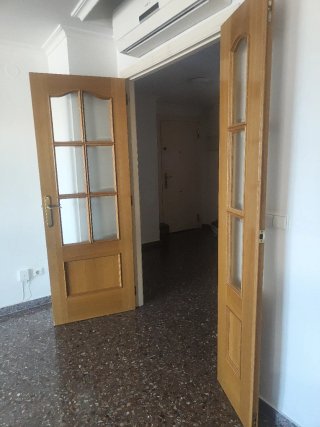 Puertas madera y cristal