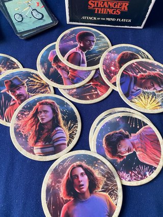 Juego de mesa Stranger Things: Attack of the Mind
