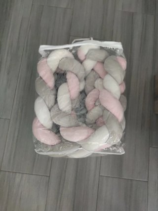 Trenza protectora cuna rosa y gris