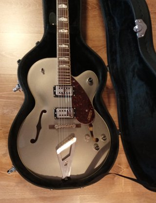 Guitarra Gretsch G2420 Streamliner + Estuche