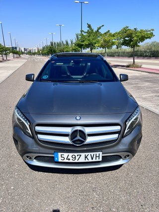 Mercedes-Benz GLA 220d