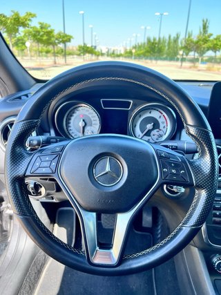 Mercedes-Benz GLA 220d