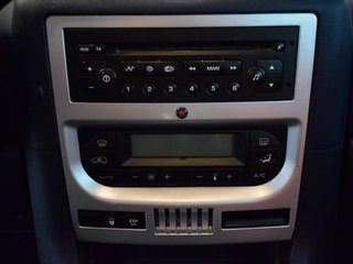 Peugeot 1007 1.4 HDI Sporty 51 kW (70 CV)