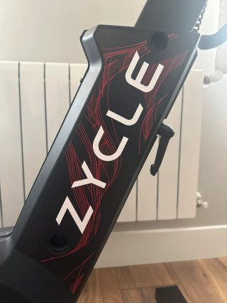 Bicicleta Indoor Zycle ZBike Free 12V 2A