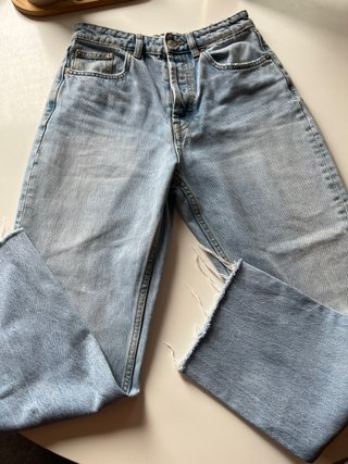 Pantalón vaquero Zara azul