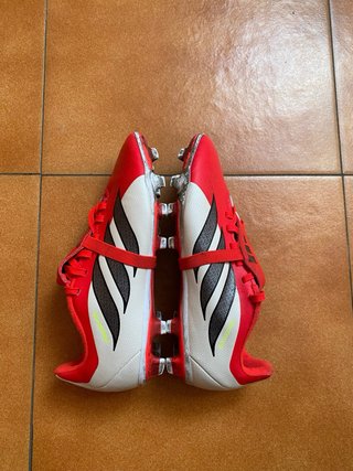 Zapatos de fútbol Adidas Predator Rojos