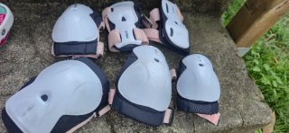 Patines Hudora T. 26-29 + Casco y Protecciones