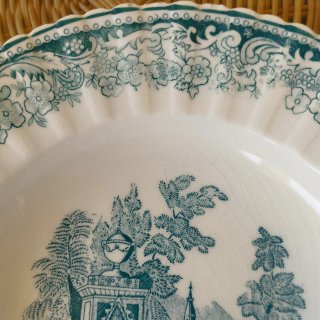 Otro antiguo plato decoración verde oscuro
