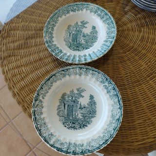 Otro antiguo plato decoración verde oscuro