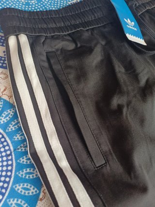Pantalón chándal Adidas Talla M