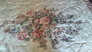 Colcha edredón floral poliéster,
