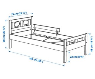 Cama infantil Ikea blanca con ovejas