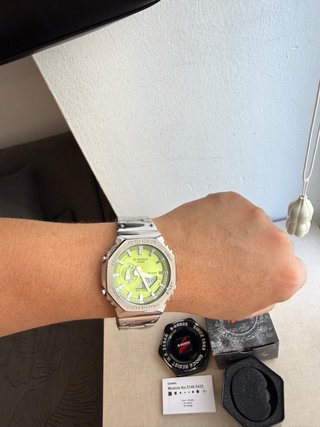 Reloj G-Shock Plata y Verde