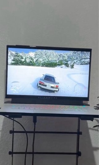 Alienware M15 R3 RTX 2070 Super i7 10TH 512GB SSD