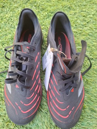 Botas de fútbol Adidas Predator Nuevas
