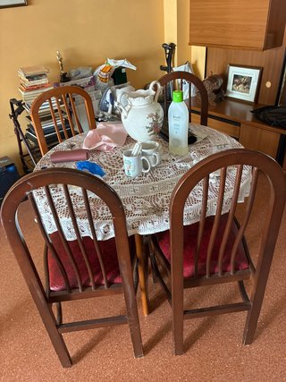 Mesa comedor madera con 4 sillas