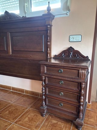 Cómoda de madera