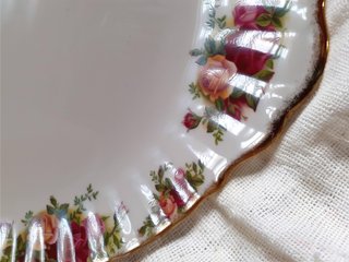 Grande Royal Albert Old Country Roses Pastelero